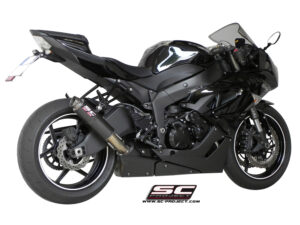 KAWASAKI ZX-6R (2009 – 2012)<br>Silenciador GP-M2, fibra de carbon, con tubería de salida mecanizada CNC