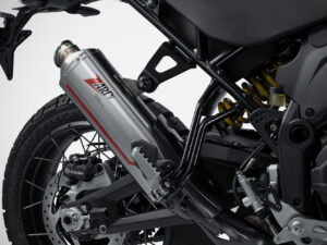 Silenciador trasero ZARD Slip-On 2-1 Ducati DesertX con revestimiento de carbono «Sabbia»