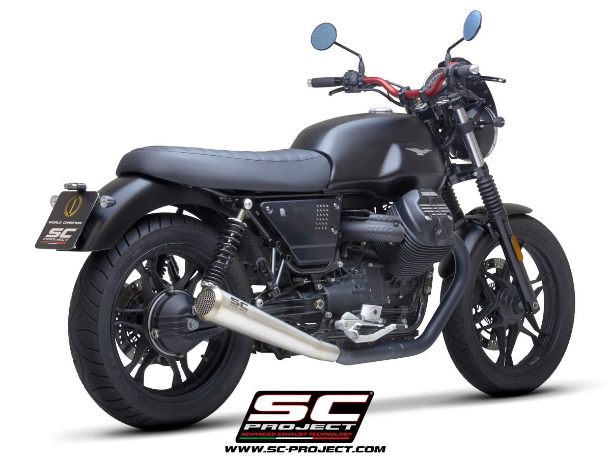 Guzzi_V7-III_my2020_Conico70s_Acciaio_Omologato_3-4Posteriore
