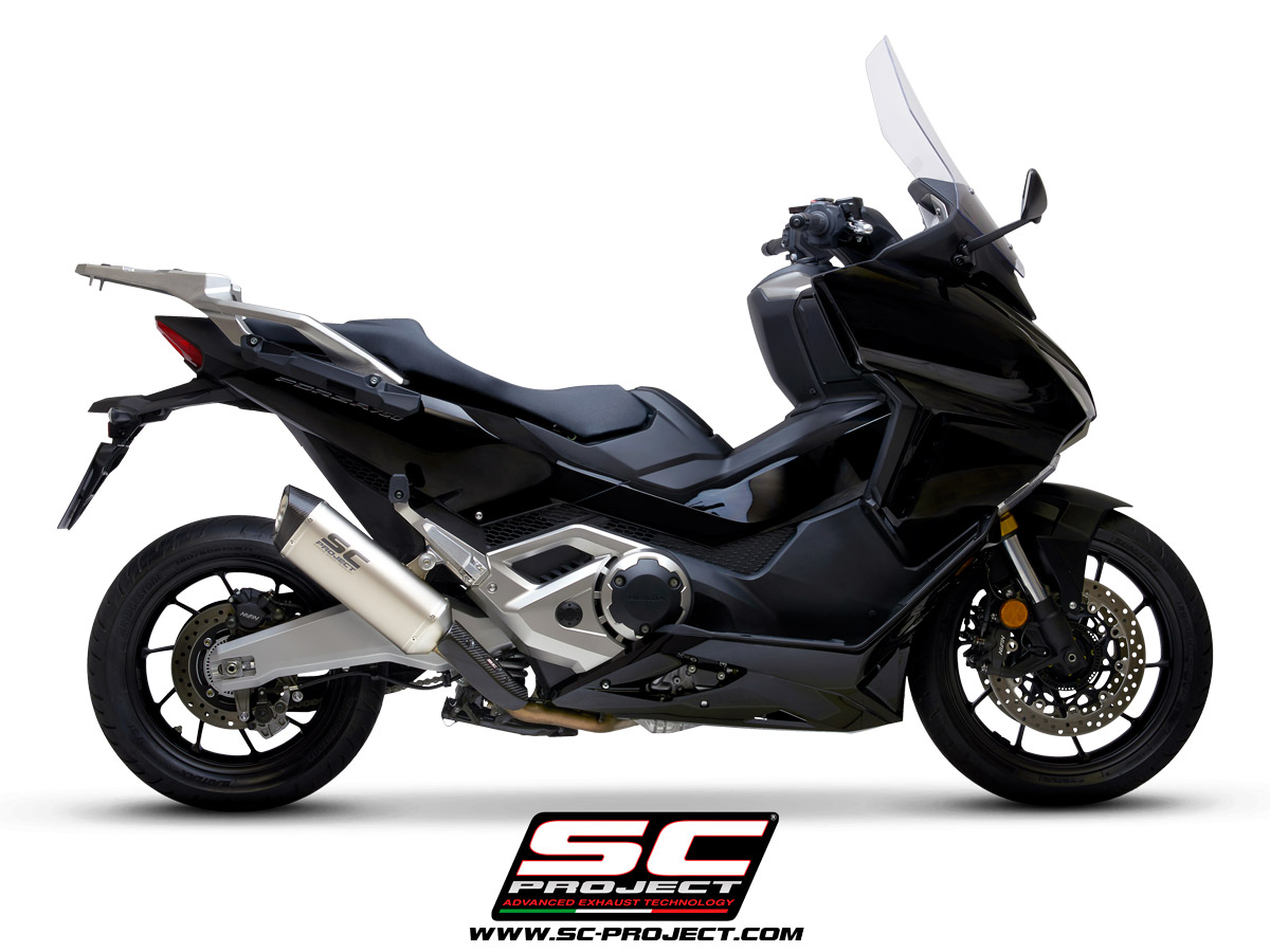 Honda_Forza-750_SC1S-Titanio_Lato_Shop