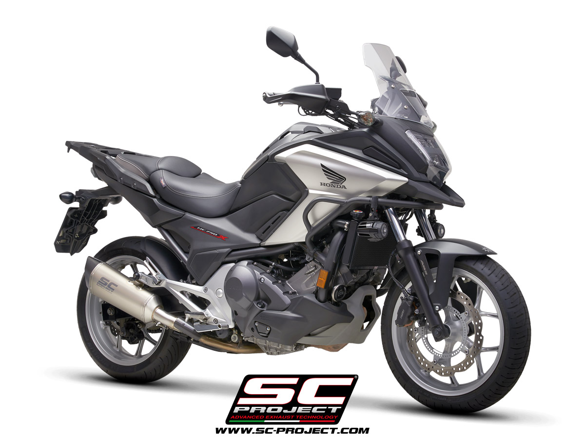 Honda_NC750X_my2016-2019_SC1R-Titanio_3-4Anteriore