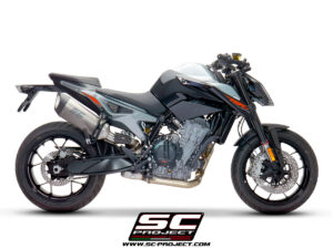 KTM 790 Duke (2018 – 2020)<br>Silenciador SC1-R, con tapa de fibra de carbono