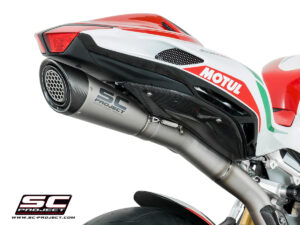 MV AGUSTA F4 (2010 – 2018)<br>Silenciador S1, Titanio, con tapa de fibra de carbono