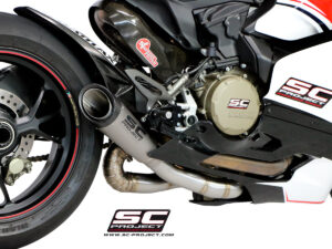 DUCATI&nbsp;PANIGALE 1199 (2013 – 2014) – S – R<br>Grupo semi completo con silenciador S1 titanio, con tapa de fibra de carbono