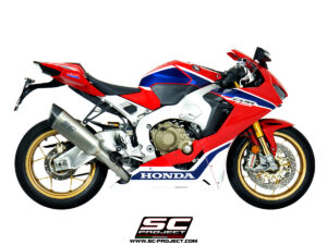 HONDA&nbsp;CBR1000RR (2017 – 2019) – SP – SP2<br>Silenciador SC1-R, posición alta, con tapa de fibra de carbono