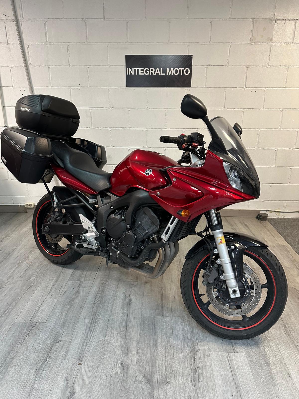 YAMAHA FAZER FZ6S