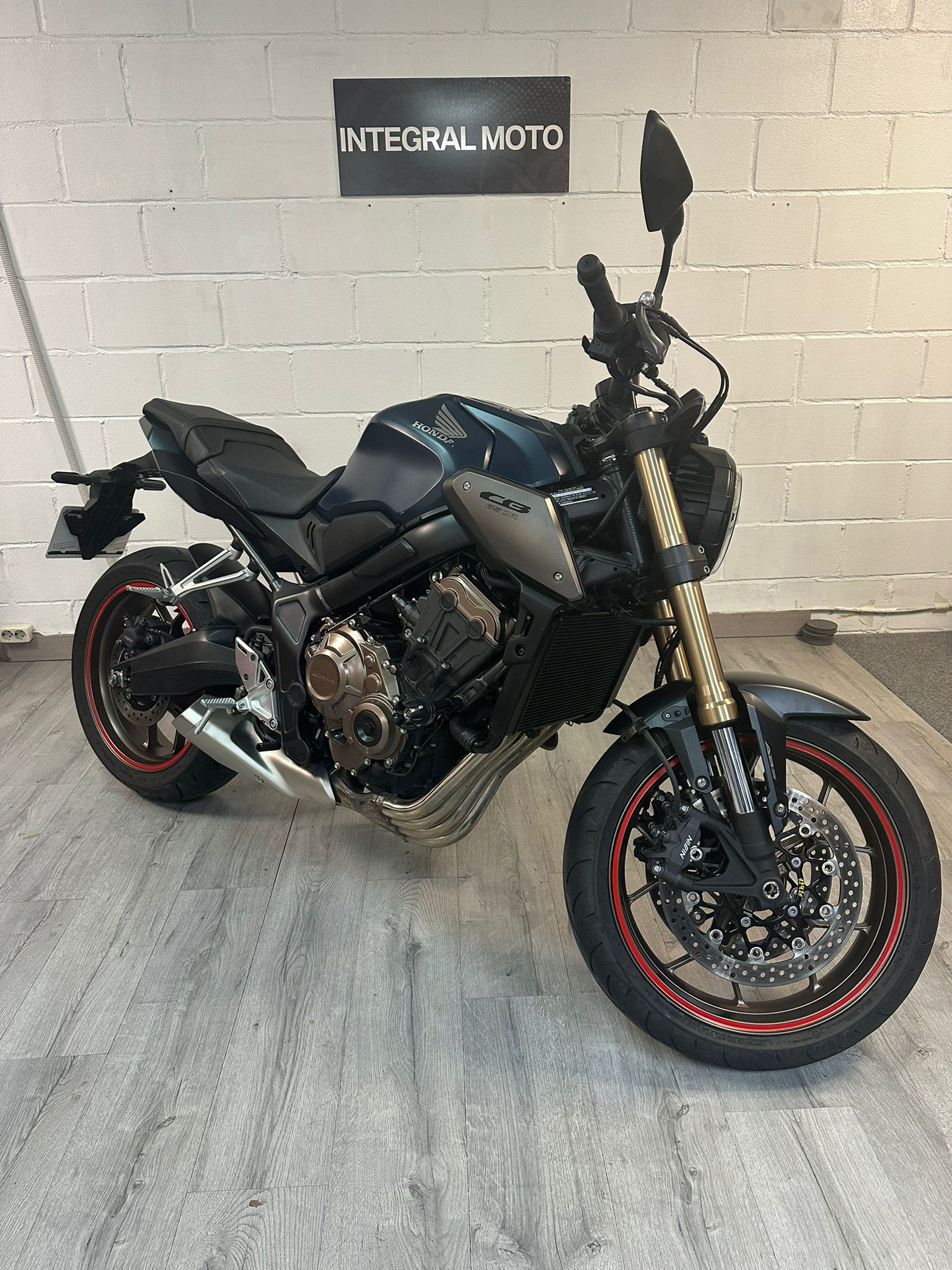 HONDA CB 650 RA